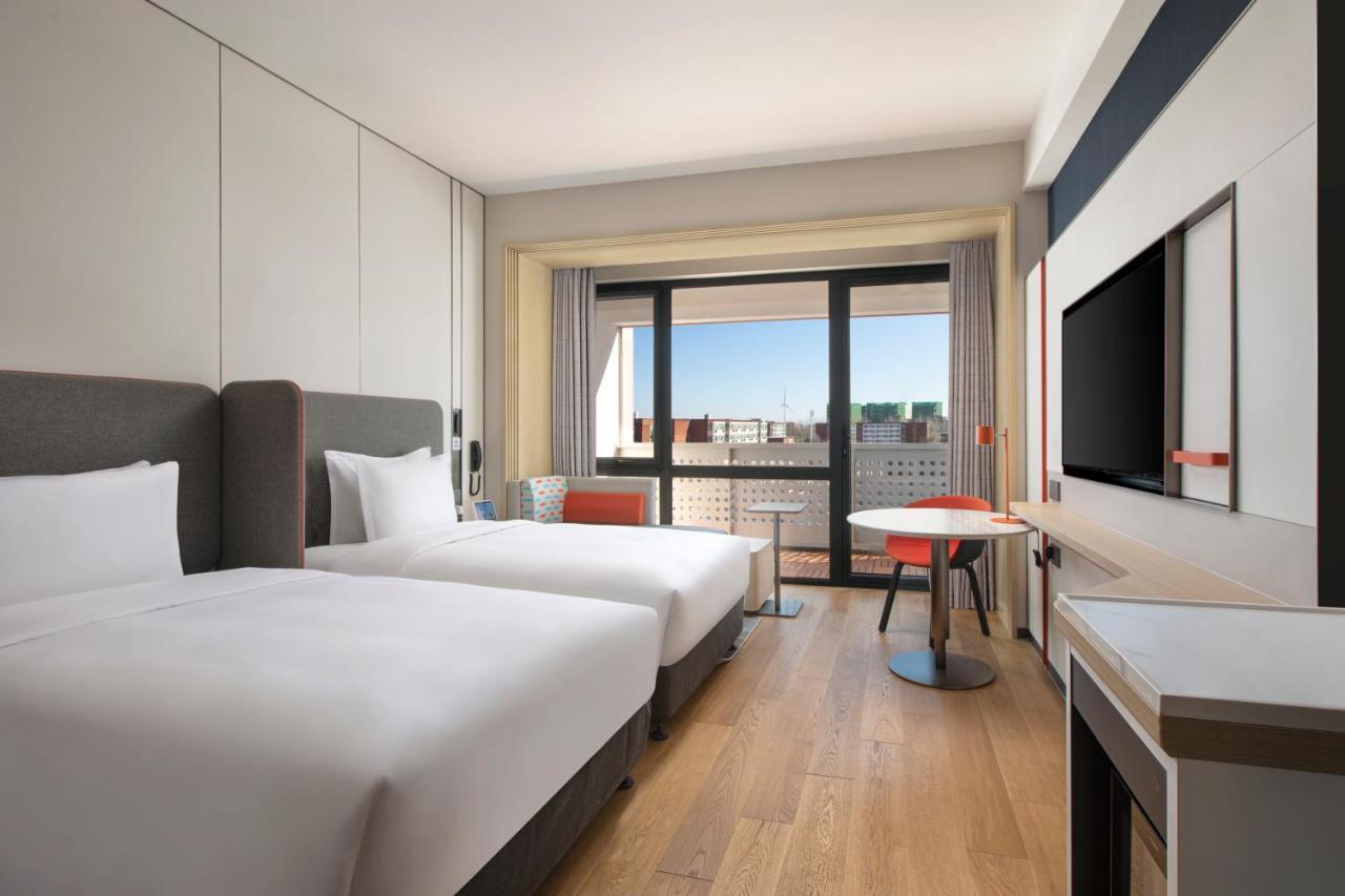 Holiday Inn Express Beijing Yizhuang Center By Ihg Екстериор снимка