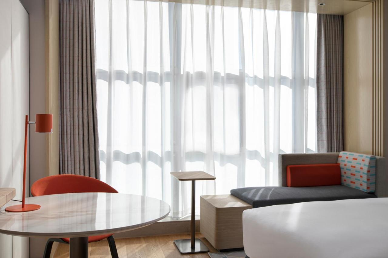 Holiday Inn Express Beijing Yizhuang Center By Ihg Екстериор снимка